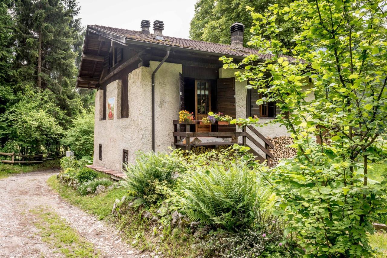 Willa Chalet Silenthia Lenzumo di Concei Zewnętrze zdjęcie